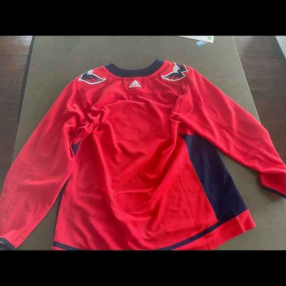 Washington Capitals Jersey - Picture 3 of 3
